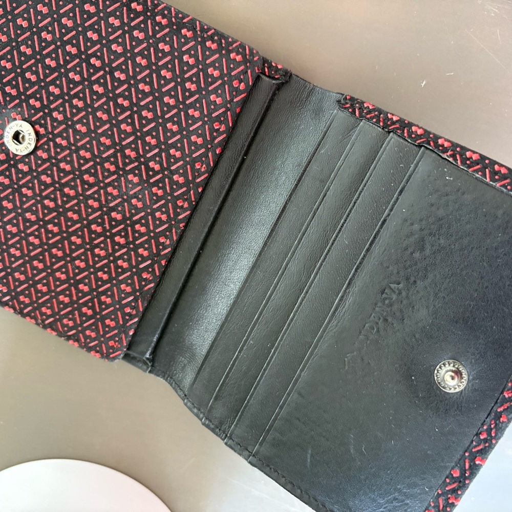 Iden-Ya Elegant Red Patterned Men's wallet